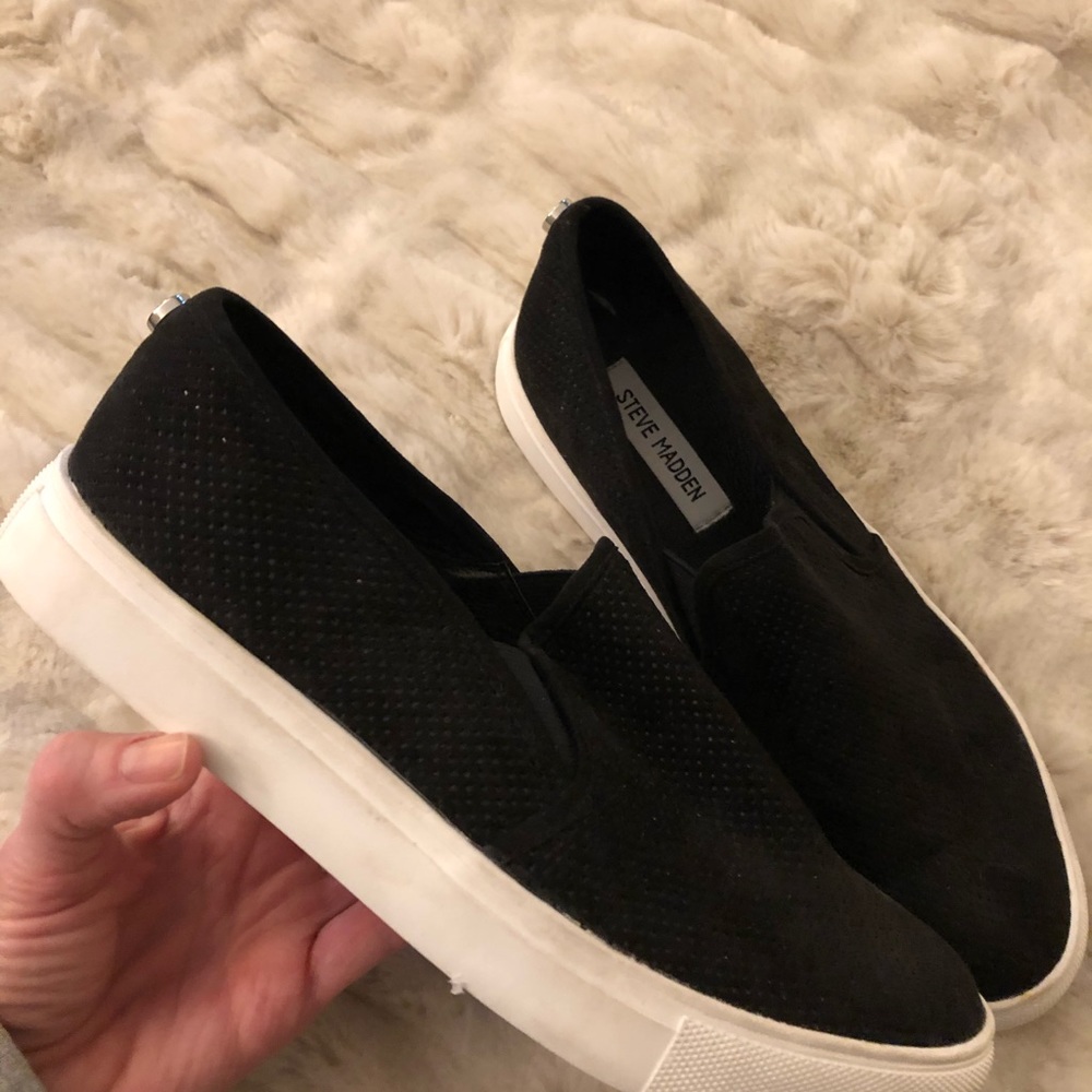 Steve Madden black slip on sneakers